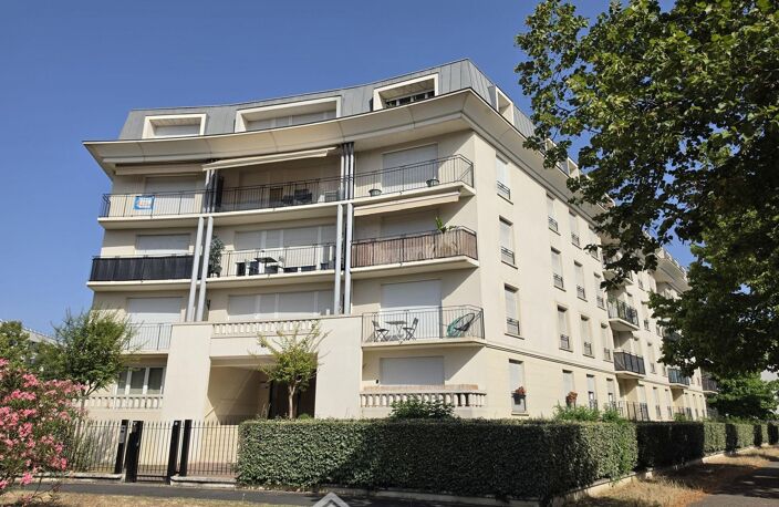 Appartement - 54.42m² - Bordeaux — photo 2