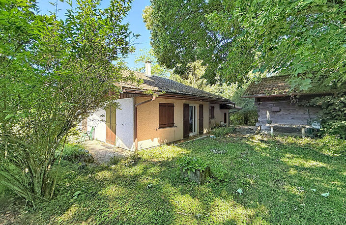 Charmante maison située  au calme avec un potentiel certain — photo 2