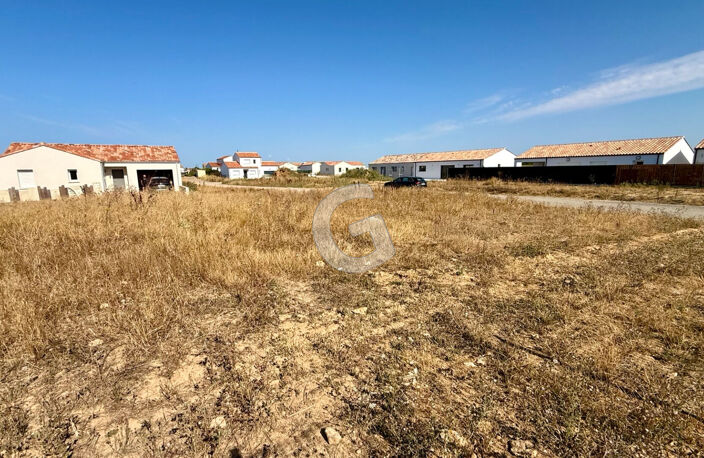 TERRAIN A BATIR - VIABILISÉ - 339 M² - A VENDRE - SAINT VINCENT SUR JARD — photo 4