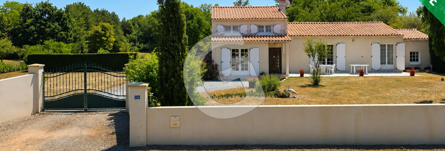 Maison 7 Pièces 141 m² à vendre à Poiroux (85440)
