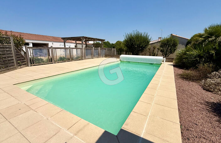 MAISON 5 PIECES 137 m2 A VENDRE LONGEVILLE SUR MER — photo 2