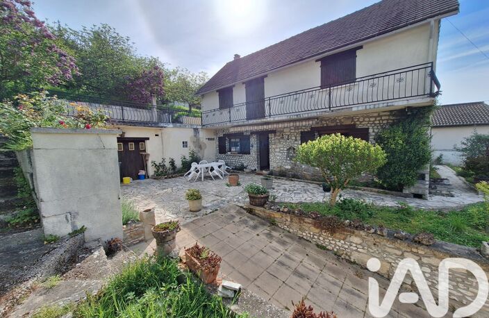 Vente Maison/villa 7 pièces — photo 2
