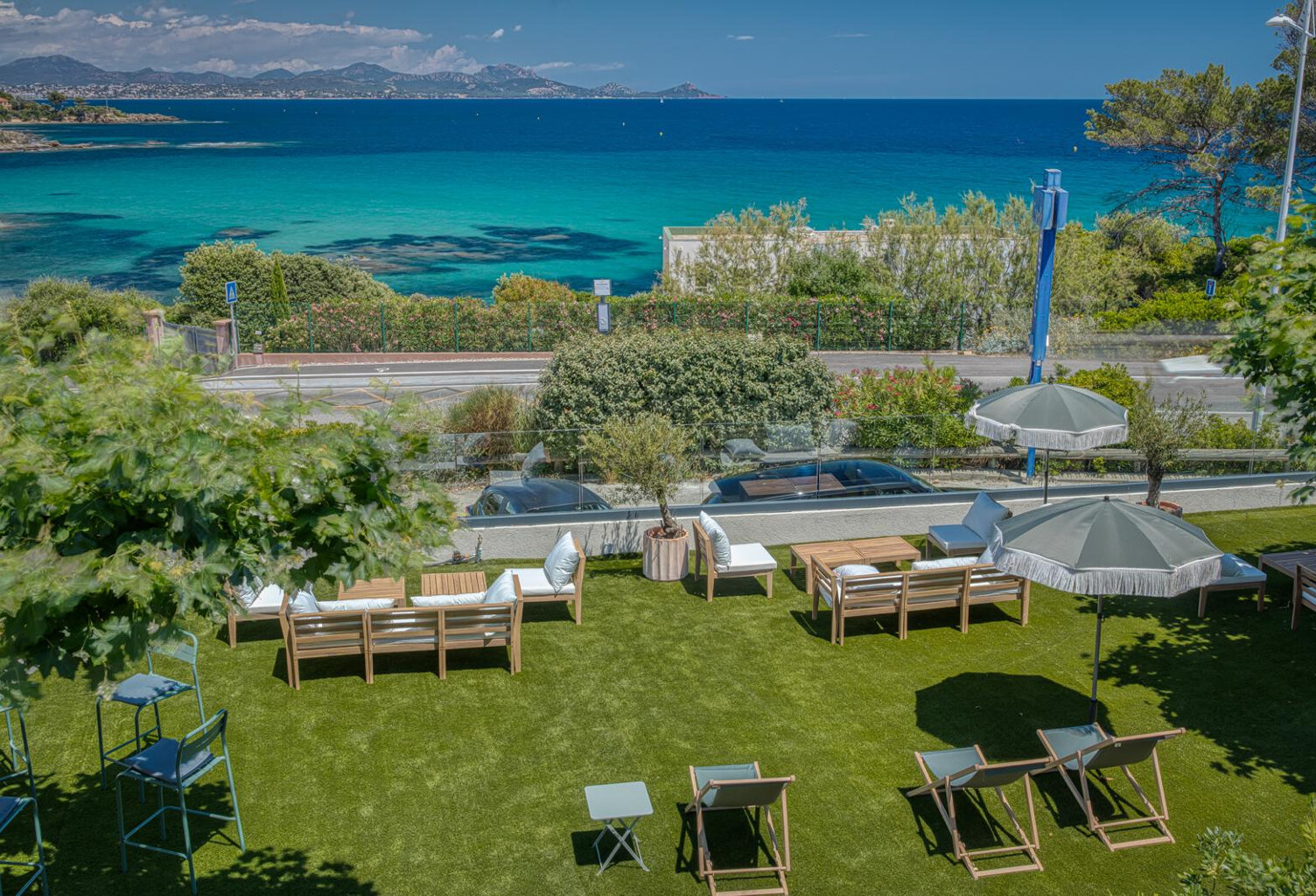 DU STUDIO AU T3 AU SEIN D'UNE RESIDENCE INTIMISTE 8 LOTS  À 50 M DE LA PLAGE AUX ISSAMBRES — photo 1