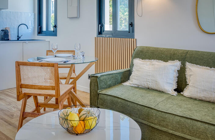 DU STUDIO AU T3 AU SEIN D'UNE RESIDENCE INTIMISTE 8 LOTS  À 50 M DE LA PLAGE AUX ISSAMBRES — photo 5
