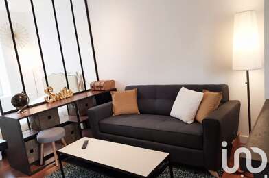 Appartement 2 pièces 810 €