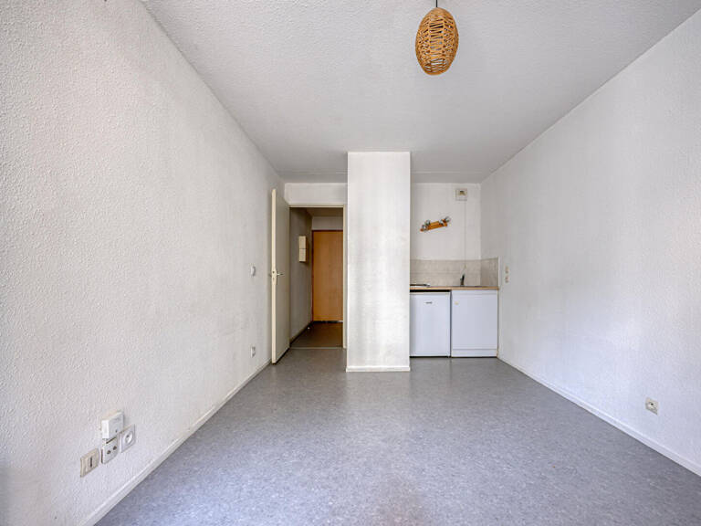 Appartement T1 à vendre - centre-ville de Chambéry — photo 1