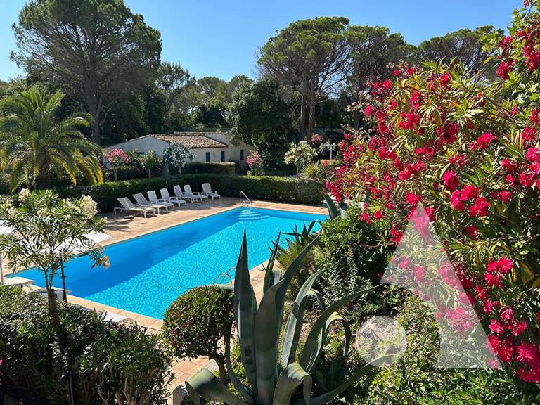 Saint-Raphaël  Valescure | T2 au coeur des Golfs  Résidence avec Piscine, Tennis & Parking — photo 1