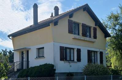 Maison individuelle sur grand terrain, à Celles sur Plaine — photo du bien