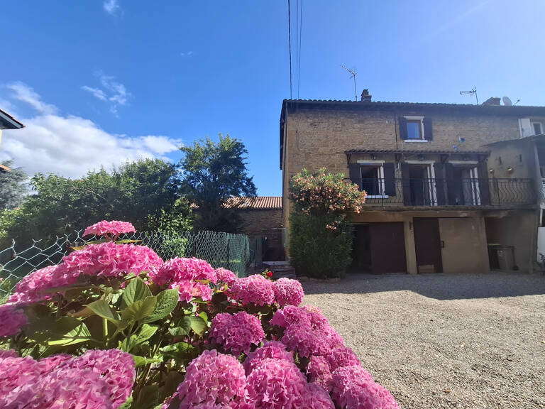 CIVIEUX D'AZERGUES CENTRE - MAISON AVEC JARDIN - BELLE OPPOR — photo 1