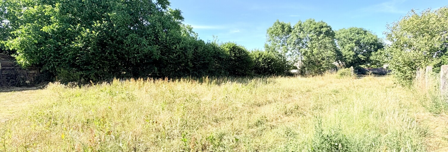 Terrain  816 m² à vendre à Volvic (63530)