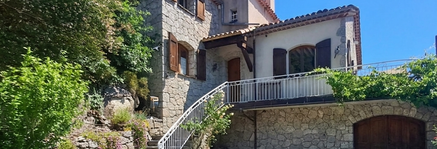 Maison 7 Pièces 161 m² à vendre à Vialas (48220)