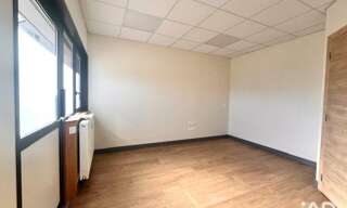 Bureau  15 m² à louer à Valgelon-La Rochette (73110)