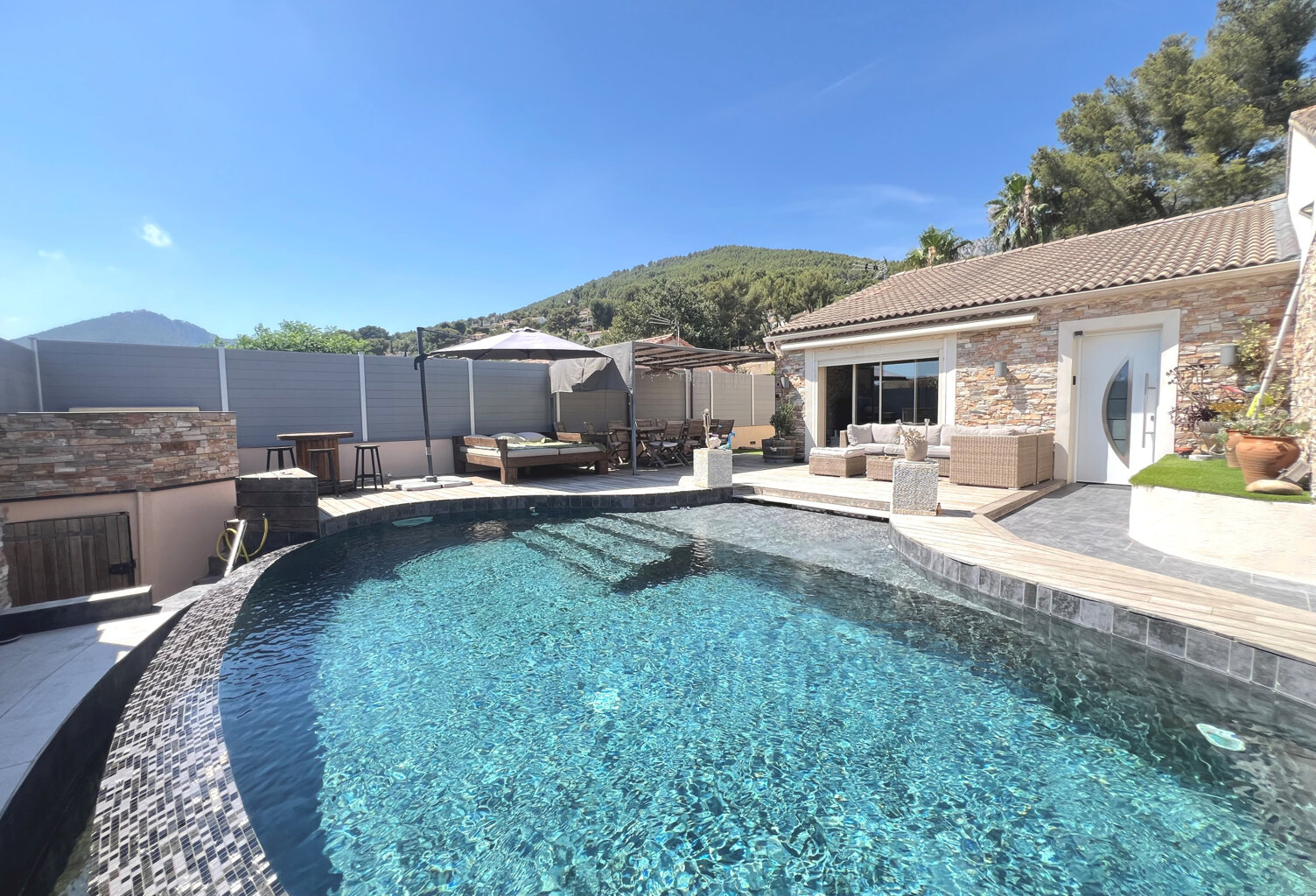 LA VALETTE NORD VILLA 135M2 DE PLAIN PIED — photo 1