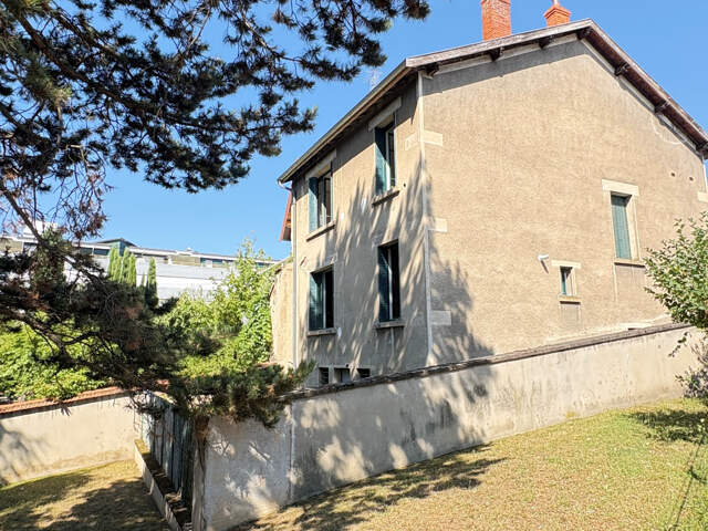 Roanne centre, Maison de ville de 145m2 à rénover — photo du bien