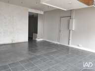 Location Local d'activités 66 m&sup2; — photo 4