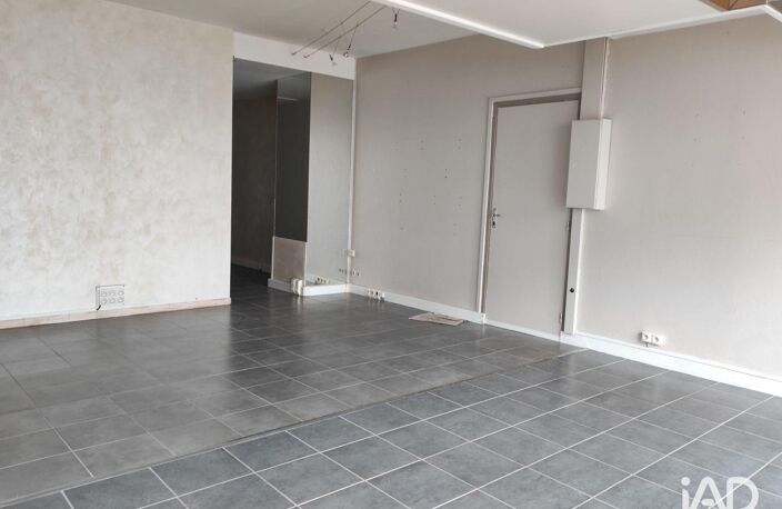 Location Local d'activités 66 m&sup2; — photo 4