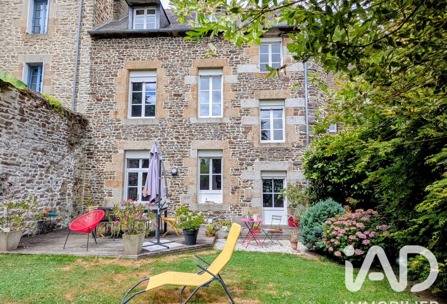 Vente Maison/villa 11 pièces — photo 1