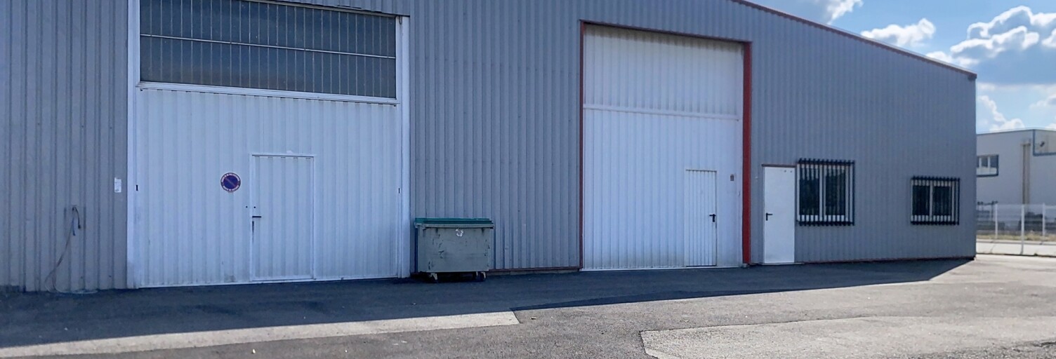 Commerce  740 m² à vendre à Capens (31410)
