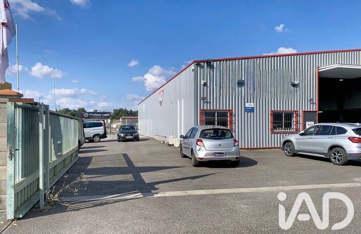 Vente Boutique/Local commercial 740 m&sup2; — photo 2