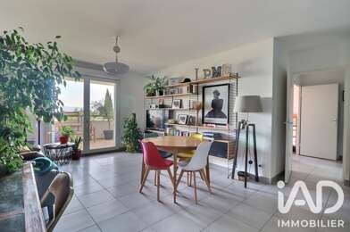 Appartement 3 pièces 240000 €