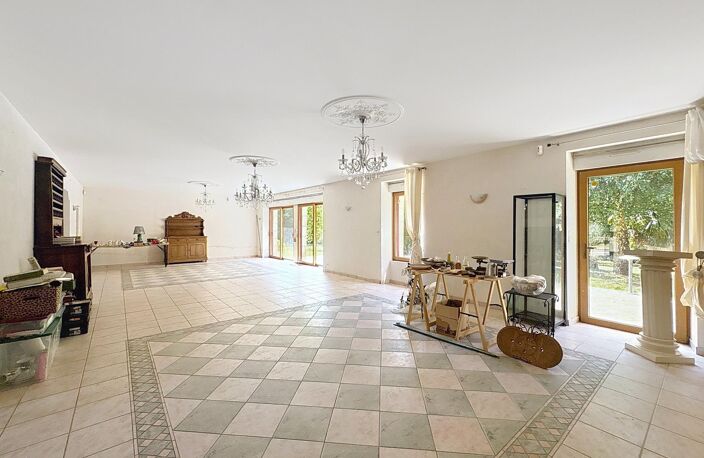 Magnifique corps de ferme + 5,5 hect de terrain — photo 3