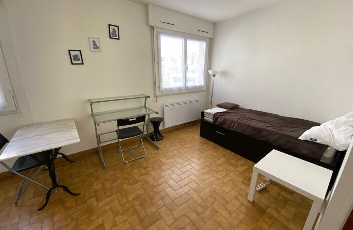 Studio 20 m2 avec parking et cave - Nîmes Centre (Quartier Notre-Dame) — photo 3
