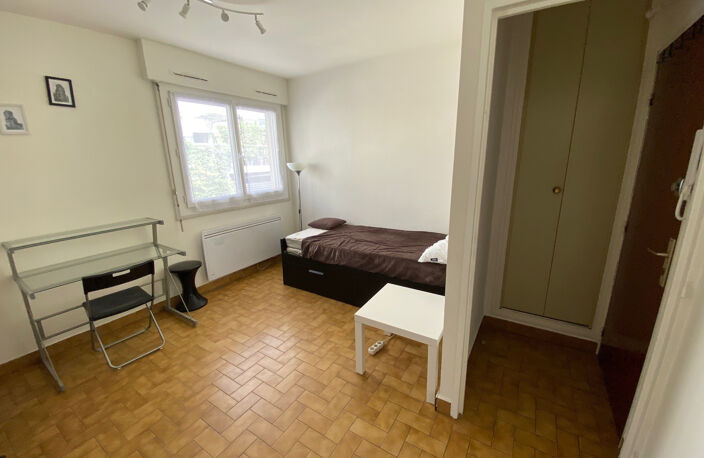Studio 20 m2 avec parking et cave - Nîmes Centre (Quartier Notre-Dame) — photo 4