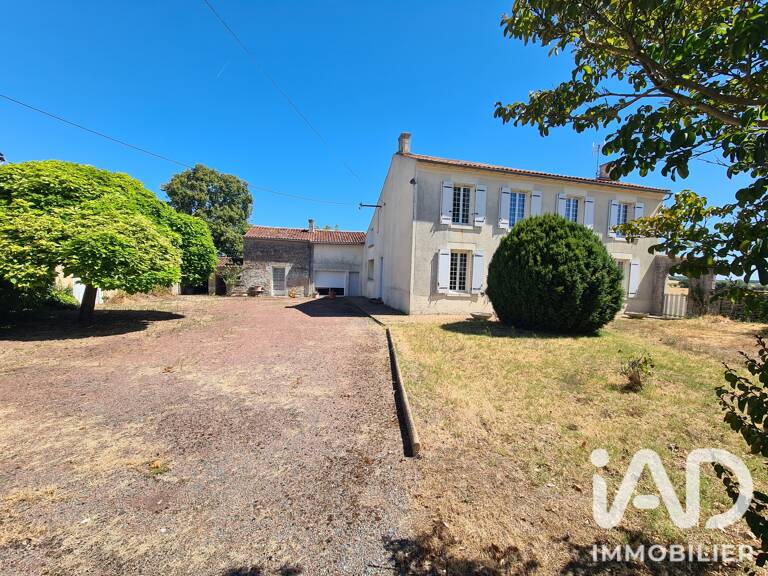 Vente Maison de campagne 7 pièces — photo 1