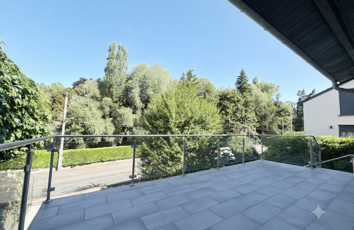 ÉCULLY   Villa avec piscine, studio indépendant et garage XX — photo 4