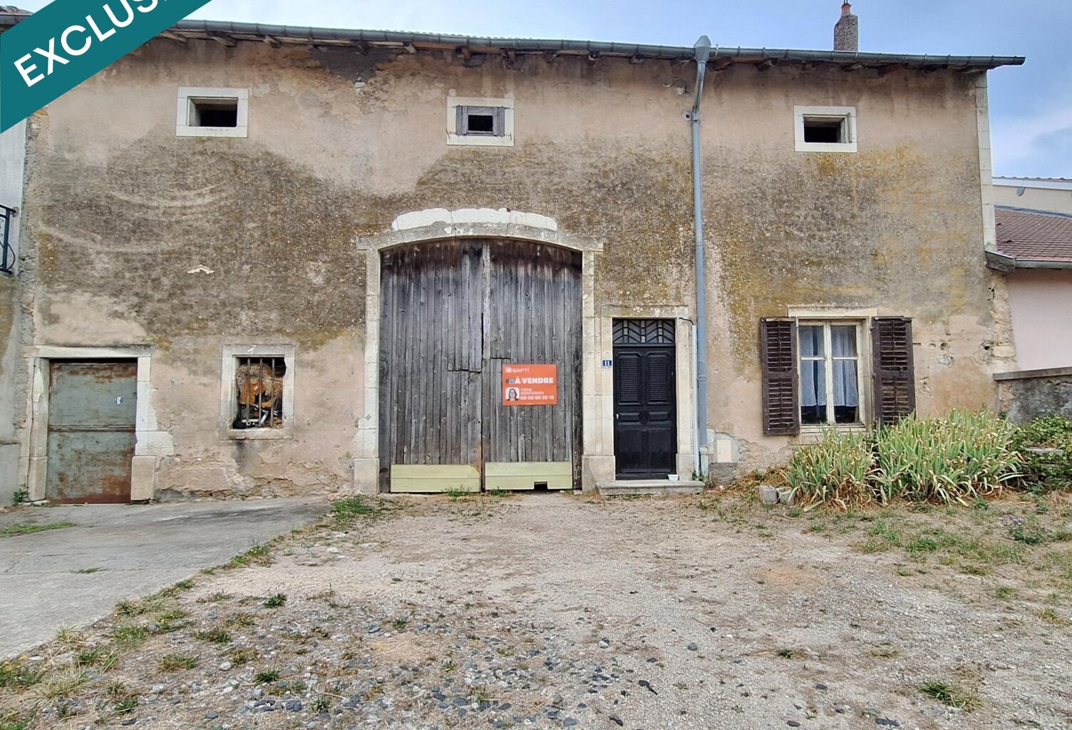 Ancien corps de ferme spacieux — photo 1