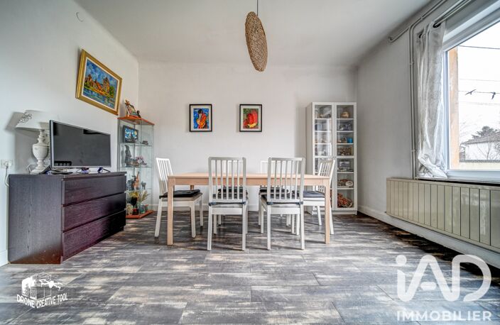 Vente Maison/villa 8 pièces — photo 2