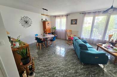Appartement 3 pièces 94000 €