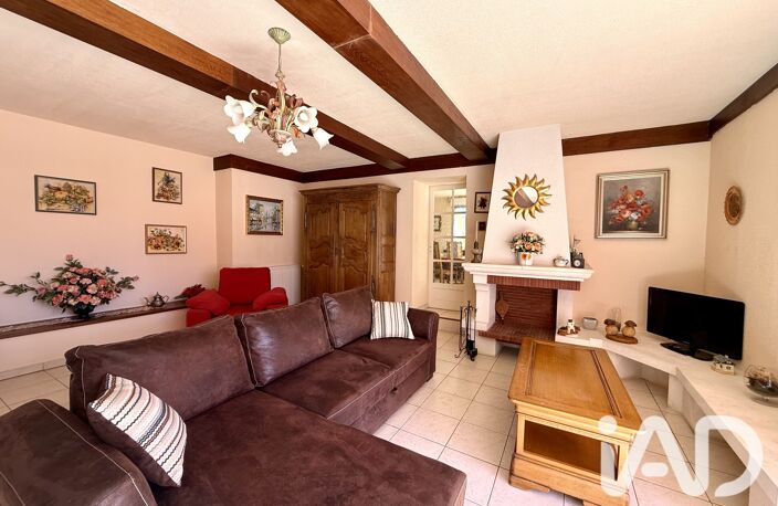 Vente Maison/villa 8 pièces — photo 3