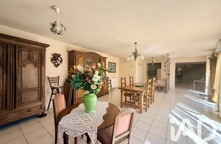 Vente Maison/villa 8 pièces — photo 4