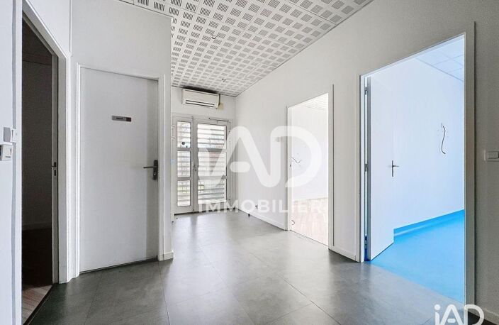 Location Boutique/Local commercial 80 m&sup2; — photo 3