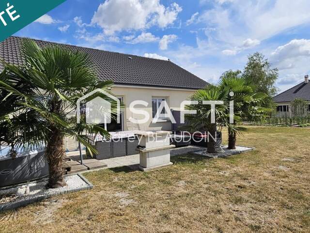 Maison de plain-pied avec garage accolé — photo du bien