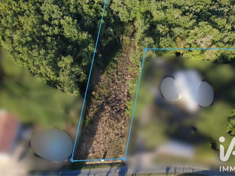 Vente Terrain 2 000 m&sup2; — photo 1