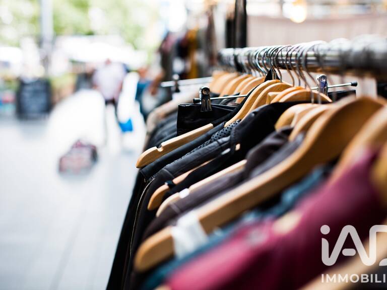 Vente Habillement, Textile 125 m&sup2; — photo 1