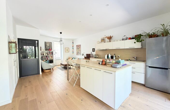 Maison 90m2, 3/4 Chambres, Secteur Saint Ruf. — photo 4