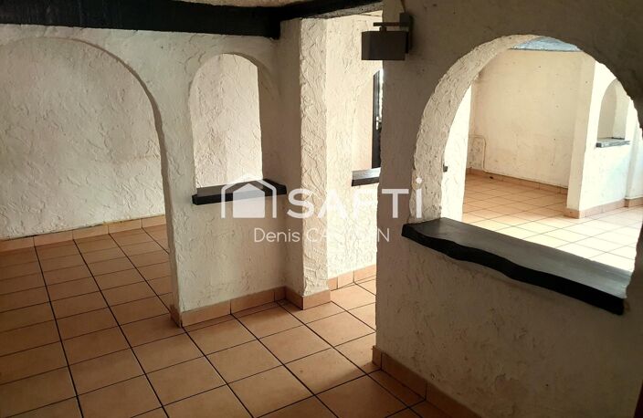 Immeuble: commerce/retauration + appartement - Centre bourg — photo 4