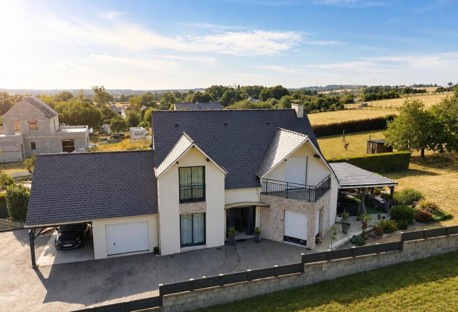 Coup de cœur assuré : Maison familiale 160 m² avec grand terrain — photo 1