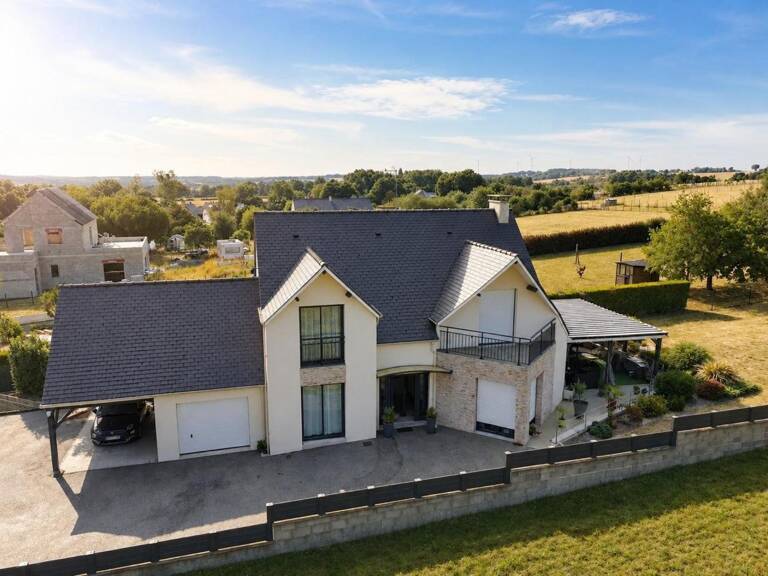 Coup de cœur assuré : Maison familiale 160 m² avec grand terrain — photo 1