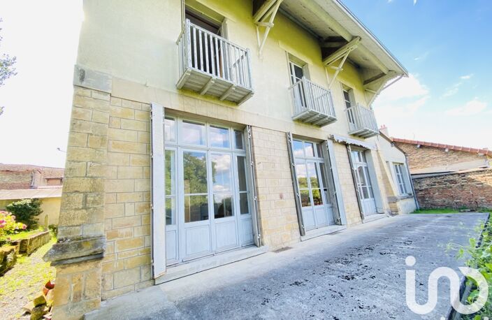 Vente Maison/villa 10 pièces — photo 2