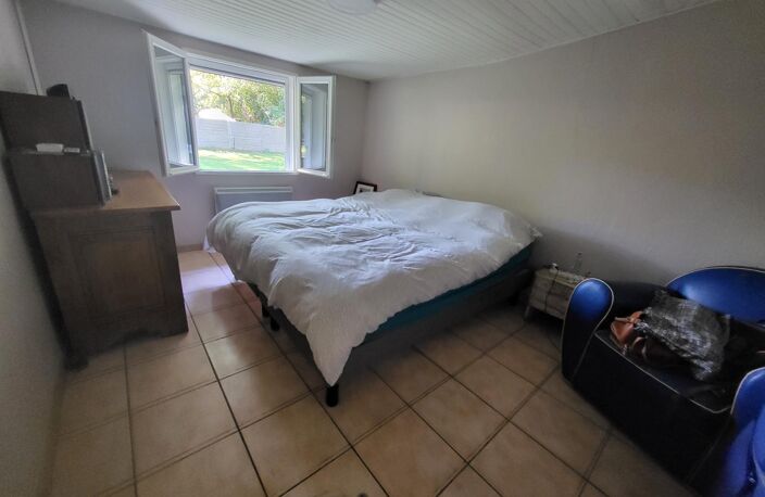 MAISON FAMILIALE AVEC PISCINE SUR 1.4 HECTARE DE TERRAIN — photo 5