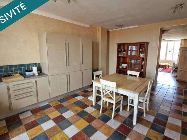 DUPLEX DE 150 M2 DANS LE CENTRE HISTORIQUE DE MONTFERRAND — photo du bien