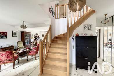 Maison 7 pièces 900000 €
