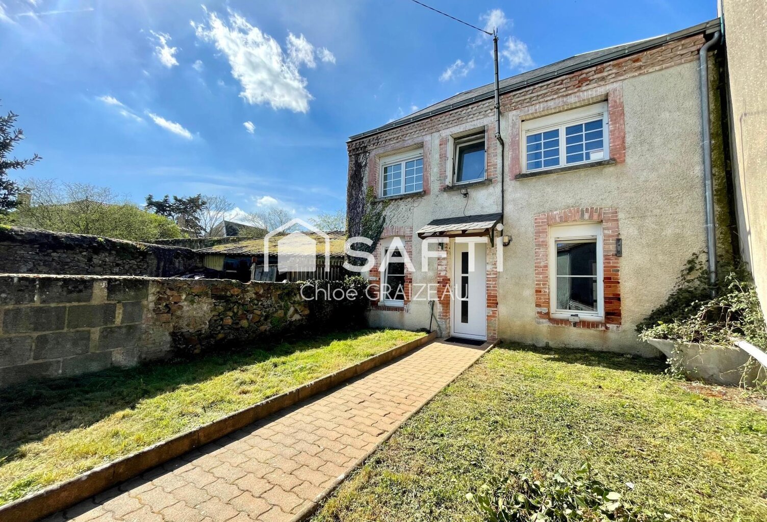 Maison de bourg de 97 m² habitables, jardin — photo 1