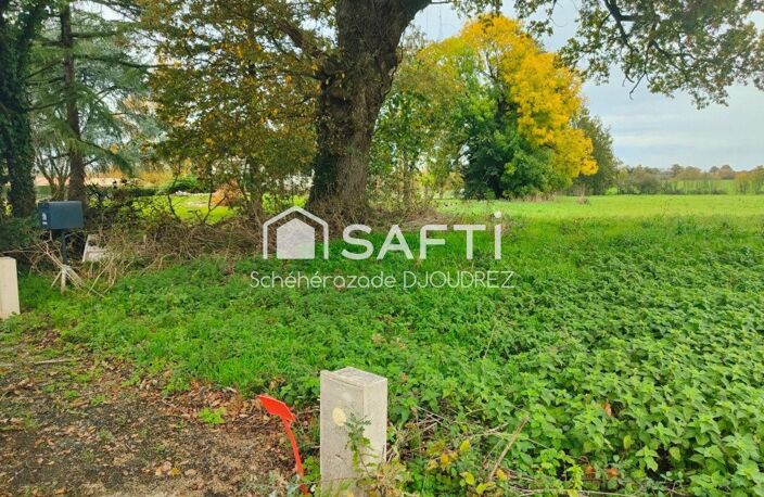 TERRAIN A BATIR DE 1245M², BORNE ET VIABILISE - CREATION DE DEUX LOGEMENTS POSSIBLE — photo 2