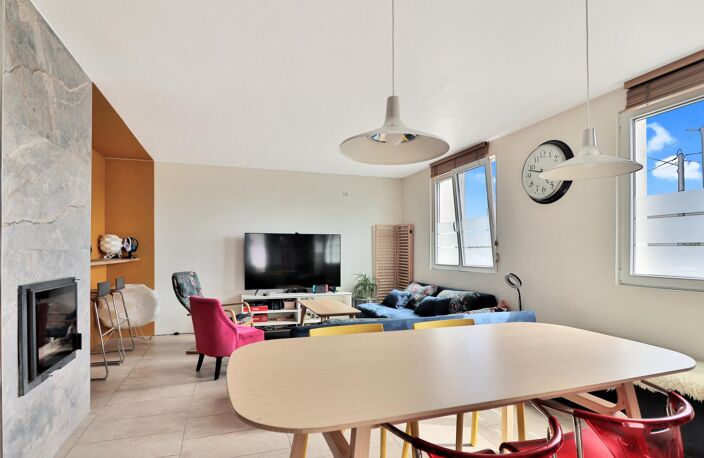 Maison entièrement rénovée en 2024 édifiée sur 873 m² de terrain. — photo 2