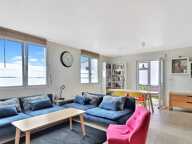Maison entièrement rénovée en 2024 édifiée sur 873 m² de terrain. — photo 3